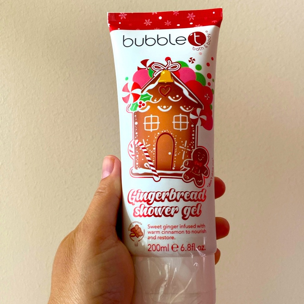 Gingerbread scented shower gel
